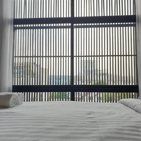The Local Ari Hostel Bangkok Exterior photo